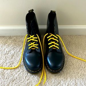 Doc Martens Navy Blue